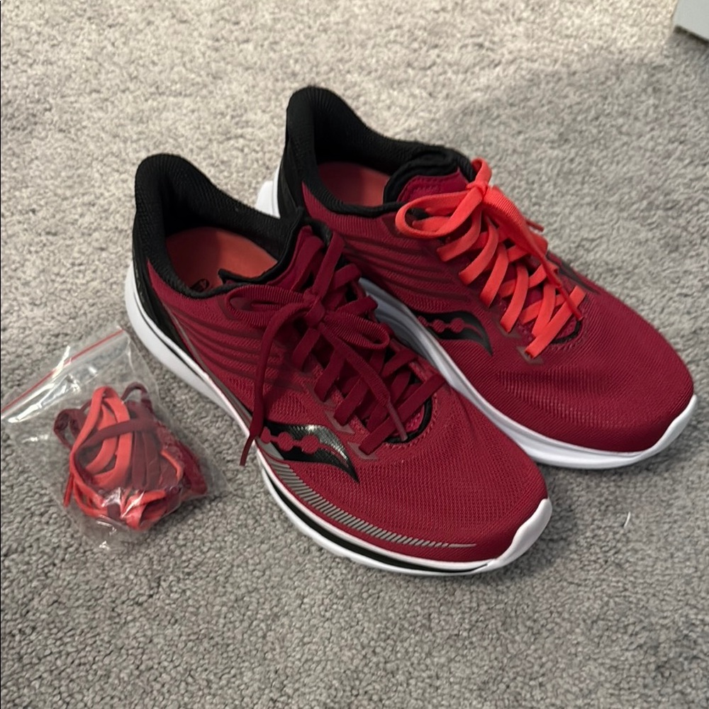 Saucony Women's Athletic Shoes - Burgundy and Black new without tags size 7